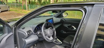 Yaris Cross Hybrid - 2