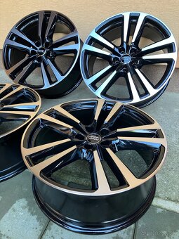 Audi R20 4M0601025CL - 2