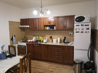 2kk Hlohovec, Železničná - 2