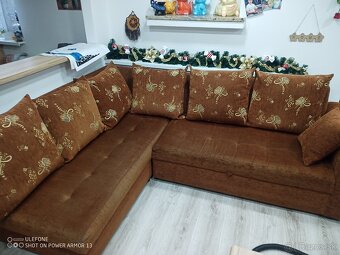 Rohová gaučovka - 2