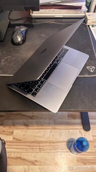 Predám Apple Macbook Air 13” - 2
