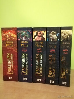 Predám 4 série kníh fatasy - 2