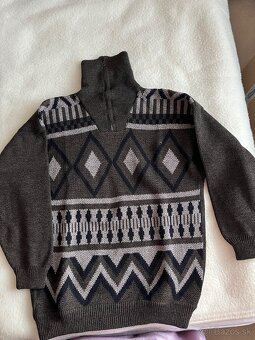 Hnedý pletený sveter - 2