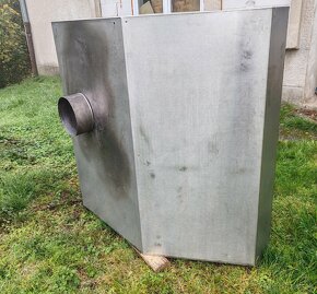 Nerezový priestorový digestor - 2