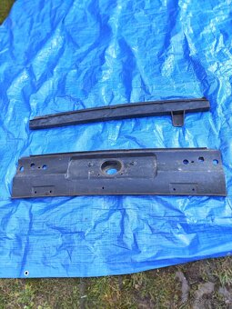 Predám na Simca 1301 plechy - 2