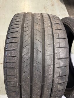 285/30 ZR20 Pirelli - 2