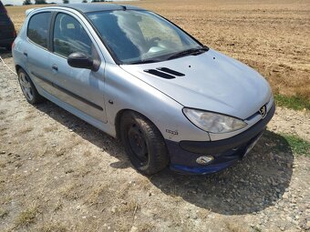 Peugeot 206 - 2
