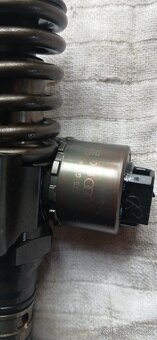 Trysky 2,0L tdi 103kw 16v - 2