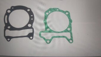 Valec,piest,sada 250. Piaggio. - 2