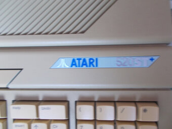 Predám Atari ST 520+ s 1 MB RAM a HDD-SD 1 GB - 2