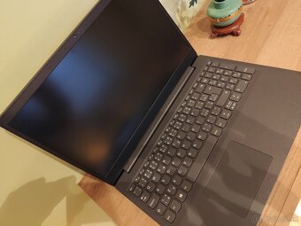 Lenovo V15-IWL - 2