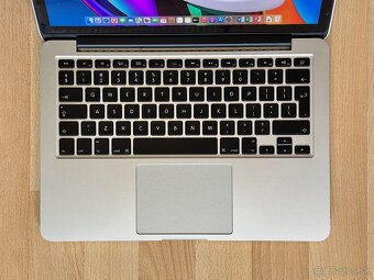 MacBook Pro 13", Výdrž batérie 5 hod. - 2