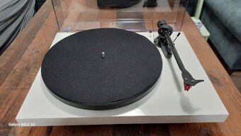 Pro-ject DEBUT CARBON - 2
