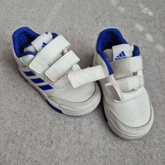Tenisky adidas č.20 - 2