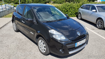 Predám Renault Clio 1.2 benzín, automat - 2