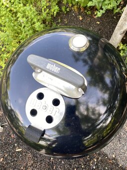 Predám WEBER gril 46 cm + príslušenstvo - 2