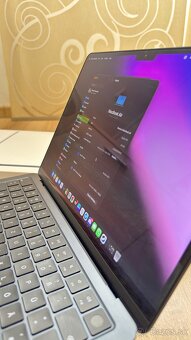 Macbook Air M4 13.6inch 24GB RAM | 512GB - 2