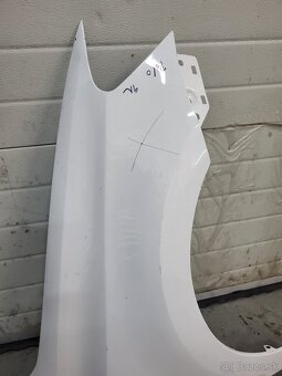 Volkswagen polo 6r pravy blatnik - 2