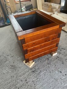 Vyvýšený drevený záhon - 2