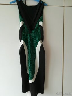 Krasne strecove saty - 2