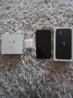 Iphone 11 + Airpods 1 - 2