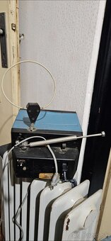 Retro televizor do auta - 2