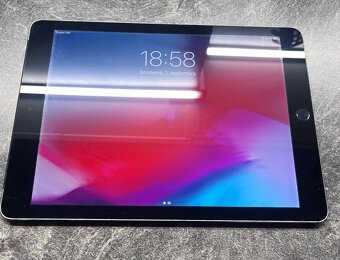 iPad Air2 MH2M2FD/A 64MB - 2