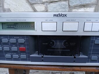 REVOX B215 - 2