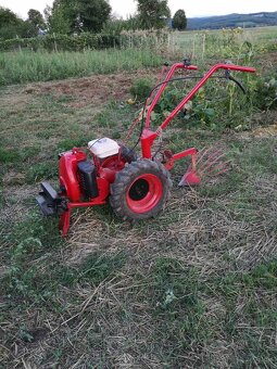 Predám záhradný malotraktor s príslušenstvom - 2