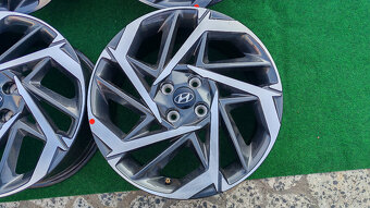 4x100 R17 --- HYUNDAI i20 - 2