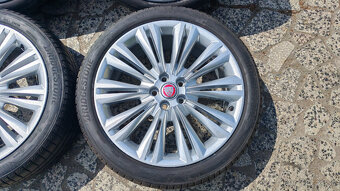 5x108 R19 --- JAGUAR XF - 2