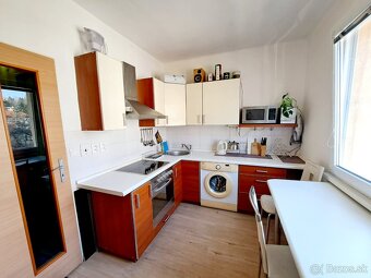 1 izbový byt blízko centra BB - 2
