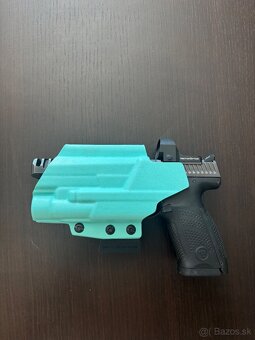 Cz p10c OR SR 9mm luger - 2
