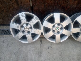 Predám Hliníkové disky ŠKODA 5x112 R15 - 2