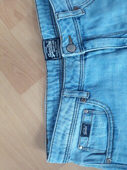 Dámske riflové kraťasy SuperDry - 2