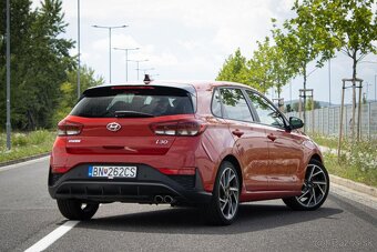 Hyundai i30 1.5 TGD-i Nline / SVK - 1.M / AJ NA SPLÁTKY / - 2