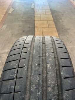 255/50 R19 letné pneu dot23 vzor 90% - 2