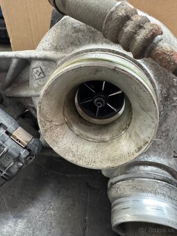Turbo BMW 320d 520d X3 2.0d 135 kW - 2