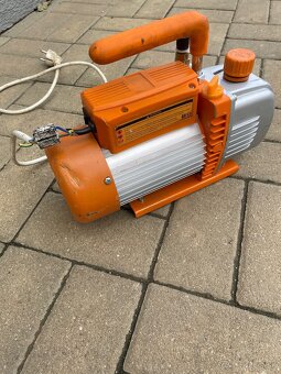 Predám funkčnú vákouvú pumpu - 2