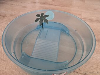 Akvárium pre korytnačku - 2