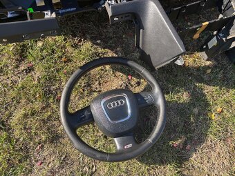 Audi a6c6 palubna doska,volant,pasy - 2