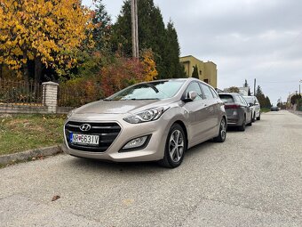 TOP STAV - Hyundai i30 CW 1.6i CRDi VGT GO, IBA 75900 km - 2