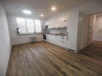 Krásny svetlý 2 izbový byt na predaj v Trenčianskych Teplici - 2