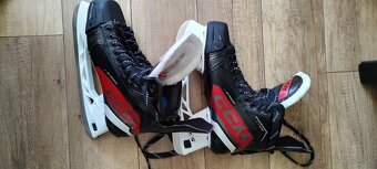 CCM jetspeed ft670 korčule - 2