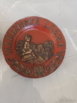 Predam starozitne taniere - 2