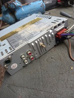 AUTORADIO SENCOR BEZ PREHRAVAČA - 2