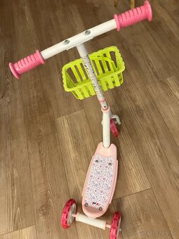 Dievcenska kolobezka - 2