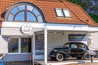 Budova v srdci Trenčína – priestranný byt a showroom - 2