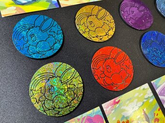 Prismatic Evolutions - 8x Mini Tins + 8x Mince + 8x Art - 2