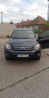 Toyota Rav 4 2,2D-4D alebo vymenim - 2